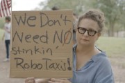 临朐特斯拉在得州奥斯汀遭遇抗议活动：反对马斯克Robotaxi计划